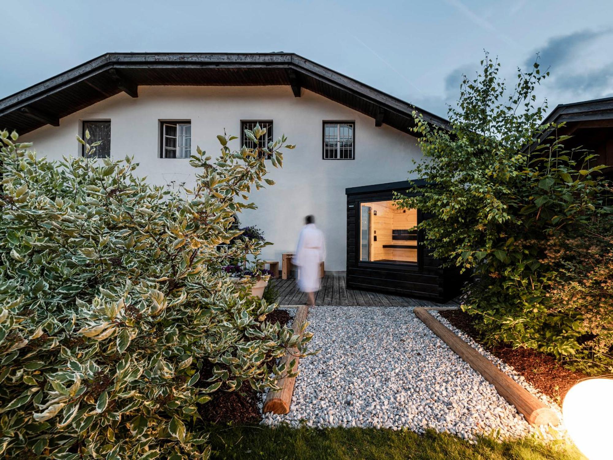 Strasserwirt - Ansitz Zu Tirol Strassen Exterior foto
