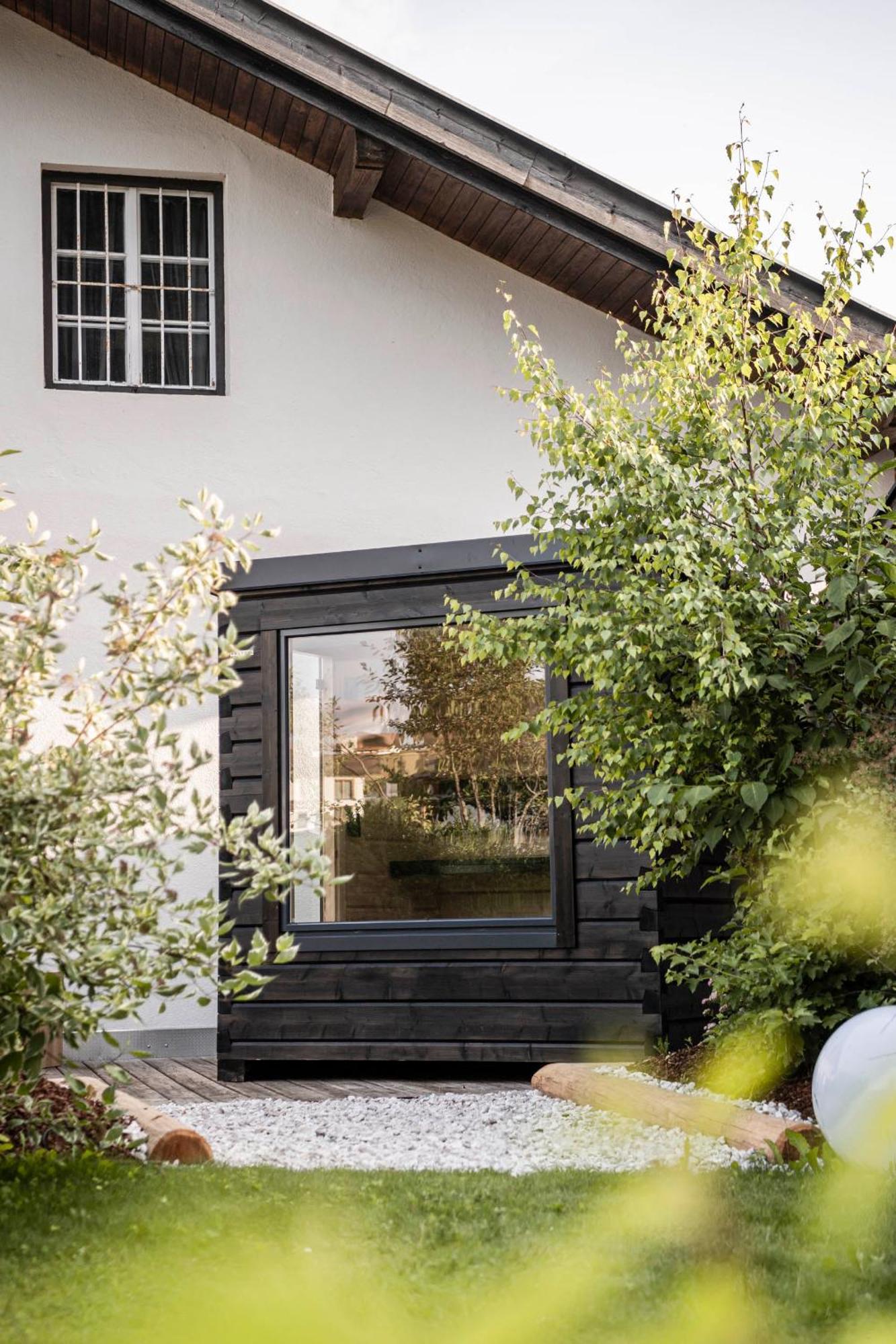 Strasserwirt - Ansitz Zu Tirol Strassen Exterior foto